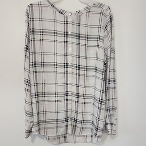 Black and White Mandarin Collar Button Down Shirt